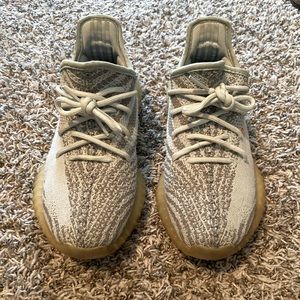 Yeezy Boost 350 V2 ‘Blue Tint’